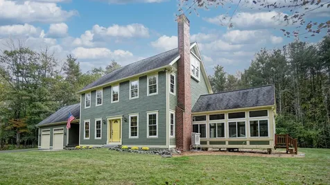 36 Sturbridge Lane Cumberland ME 04021
