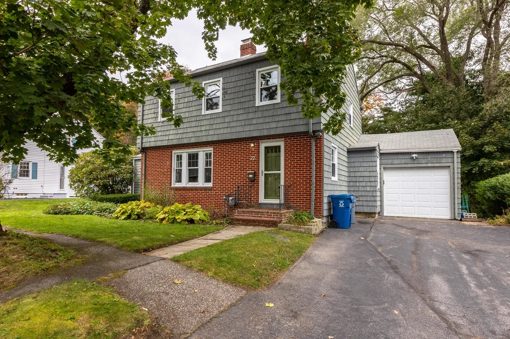 22 Anson Road Portland ME 04102