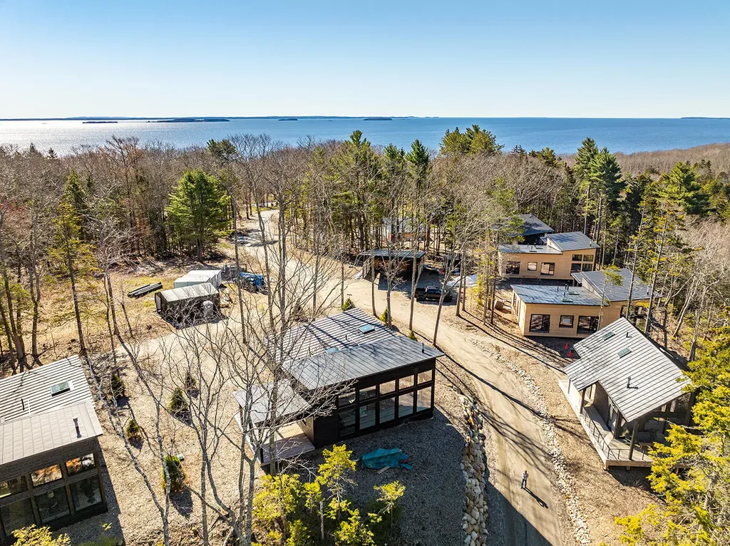 440 Belfast Road Camden ME 04843