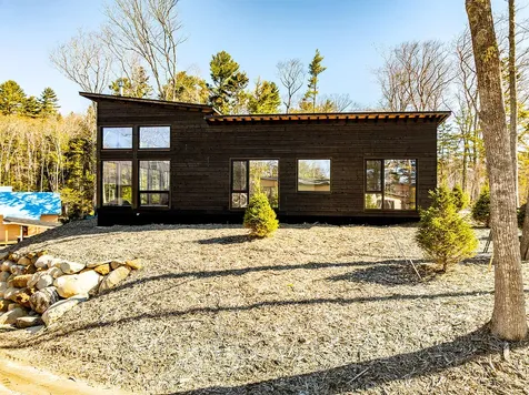440 Belfast Road Camden ME 04843