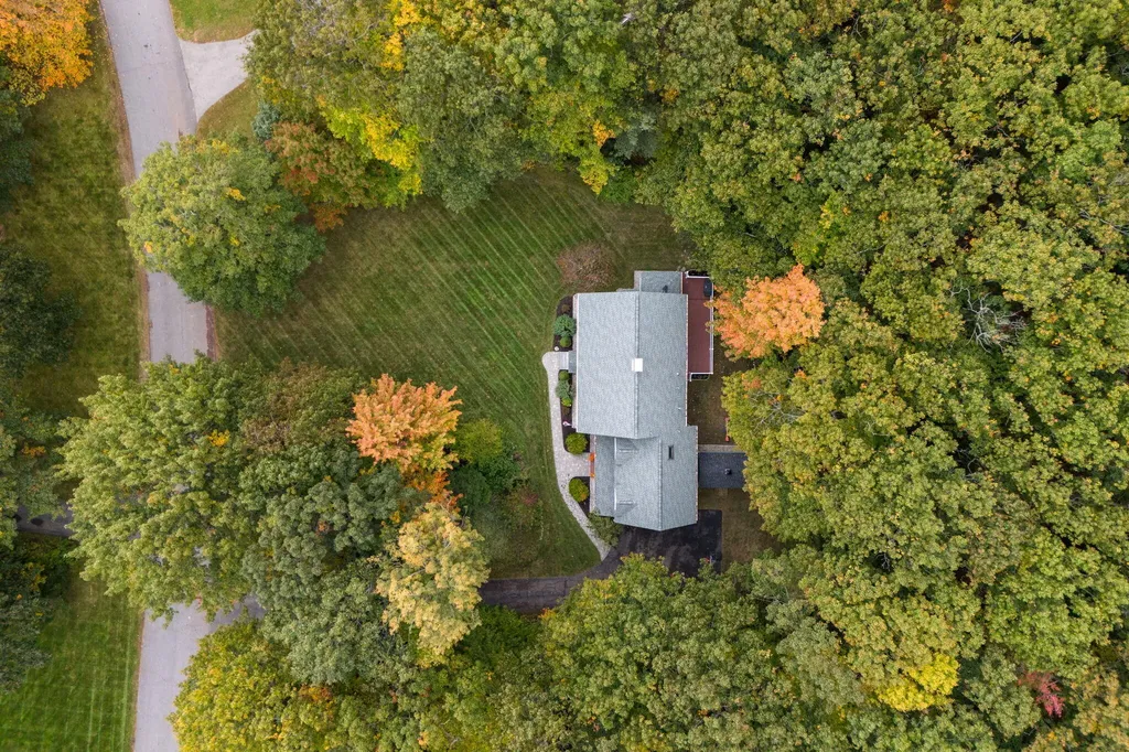 37 Newell Ridge Road Cumberland ME 04021