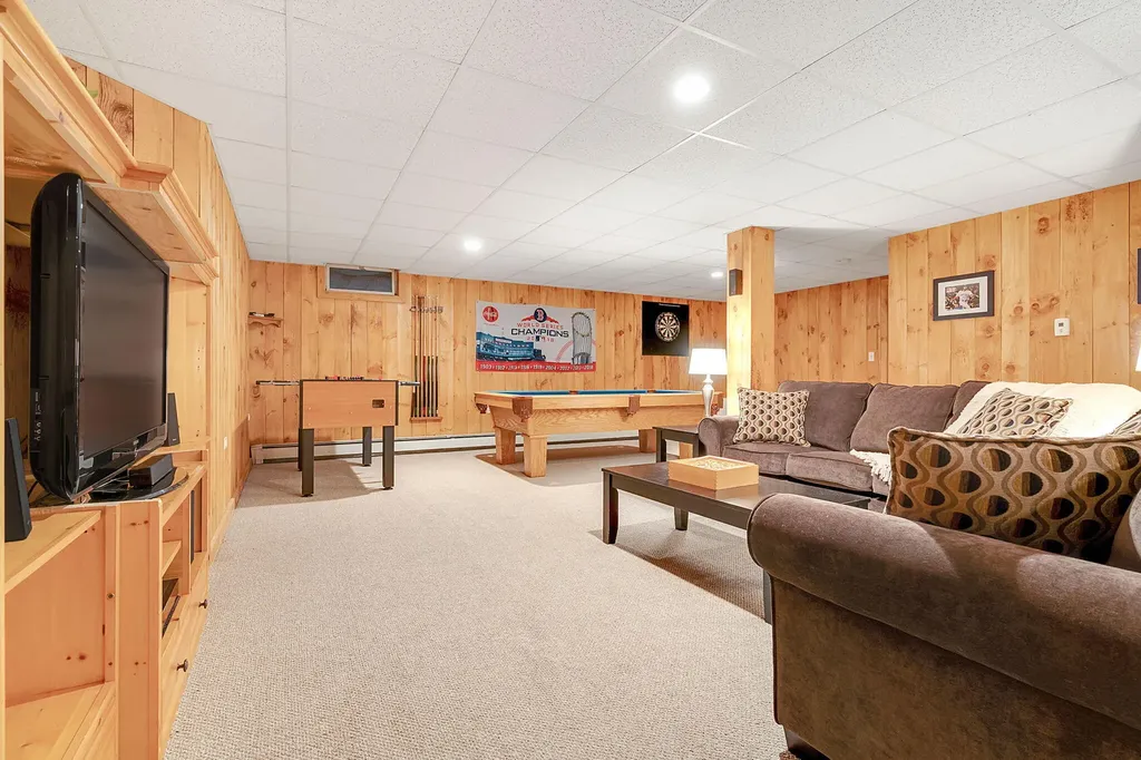 37 Newell Ridge Road Cumberland ME 04021