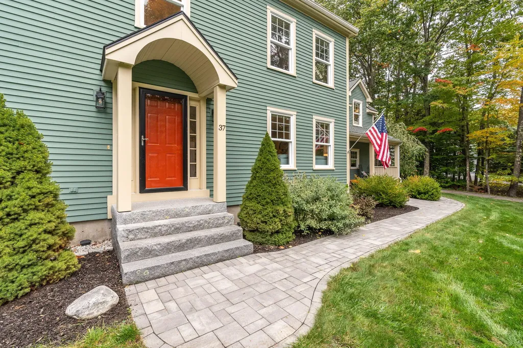 37 Newell Ridge Road Cumberland ME 04021