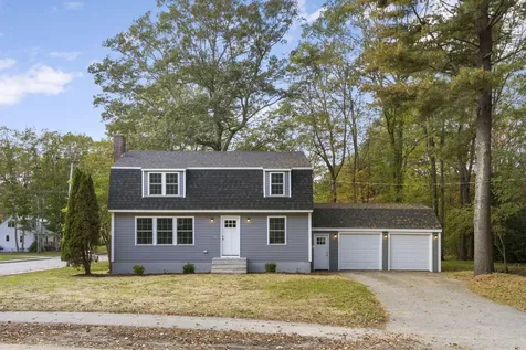 30 Baribeau Drive Brunswick ME 04011
