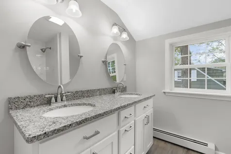 30 Baribeau Drive Brunswick ME 04011