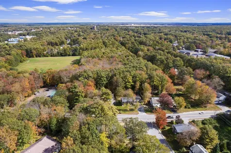 30 Baribeau Drive Brunswick ME 04011