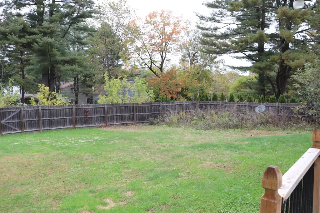 38 Carver Road Hampden ME 04444