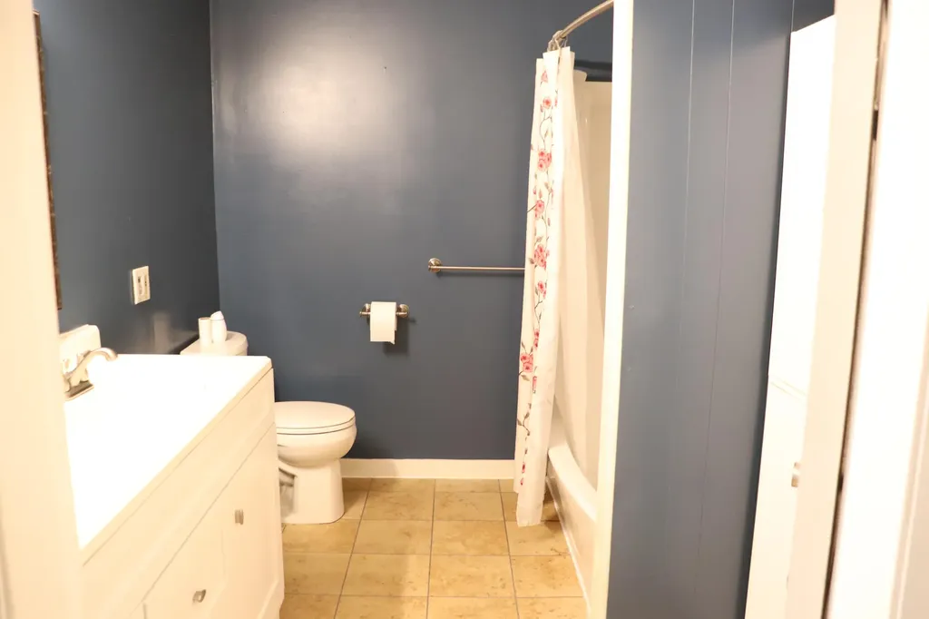 38 Carver Road Hampden ME 04444