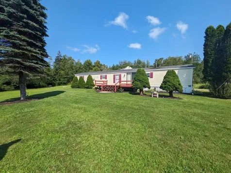 20 Hollyberry Lane South Thomaston ME 04858