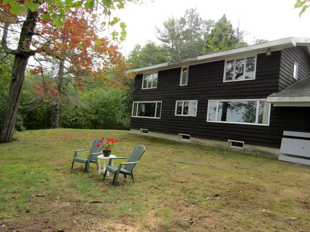 751 Garfield Road Auburn ME 04210