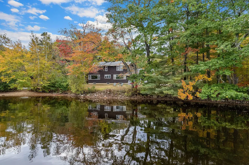 751 Garfield Road Auburn ME 04210