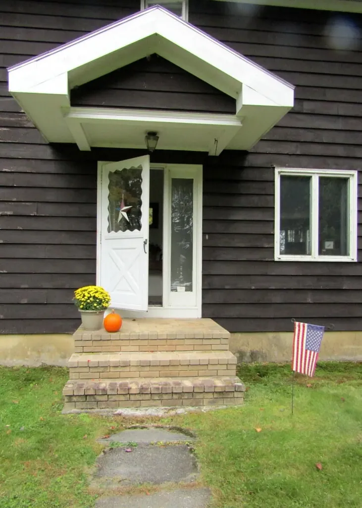 751 Garfield Road Auburn ME 04210