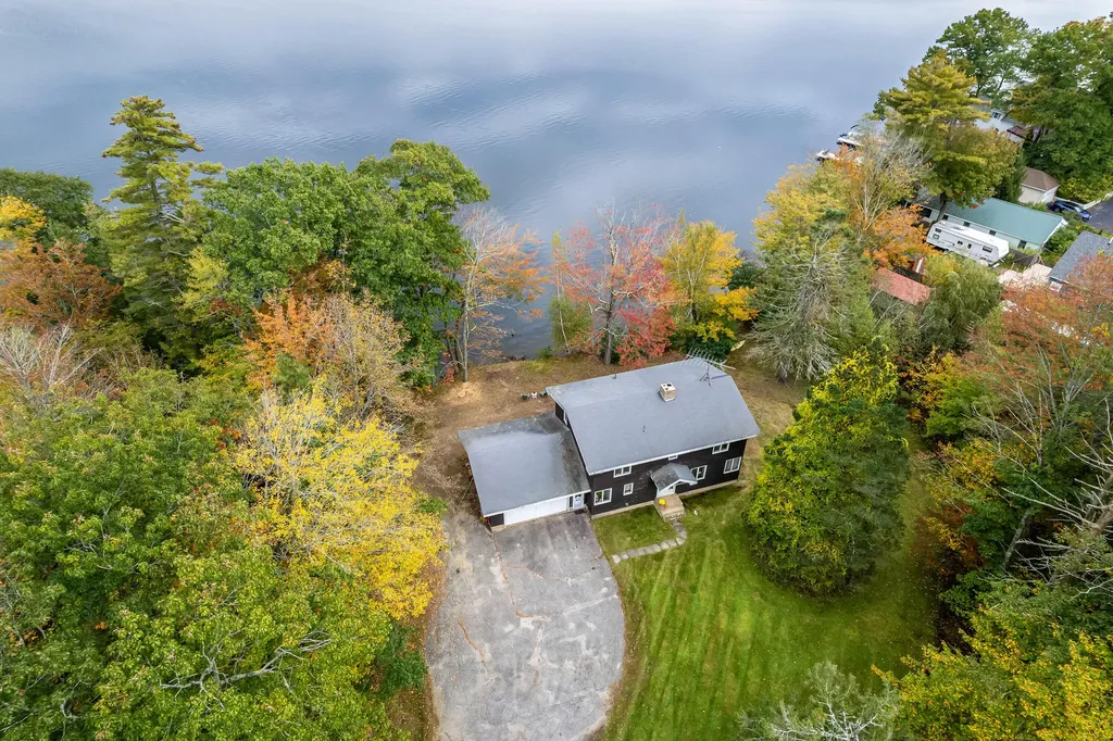 751 Garfield Road Auburn ME 04210