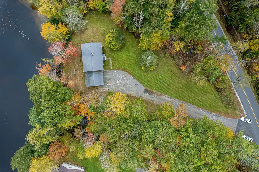 751 Garfield Road Auburn ME 04210