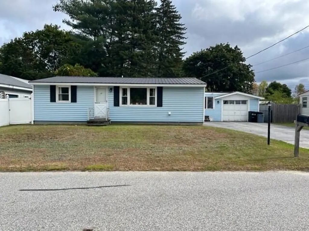 41 Heath Lane Auburn ME 04210