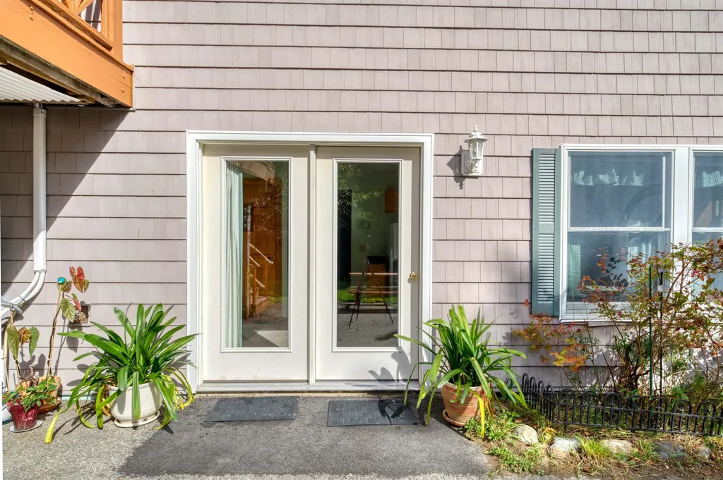 9 Sail Mountain Road Southwest Harbor ME 04679