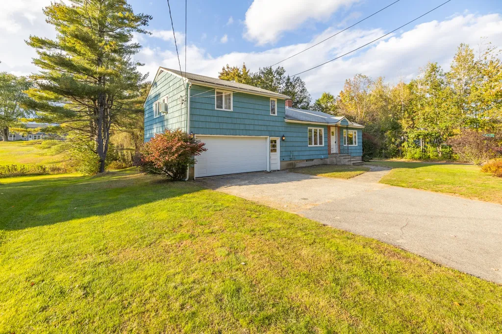 142 Hogan Road Lewiston ME 04240