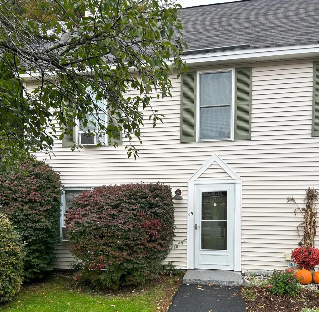 45 Pine Hill Drive Bath ME 04530