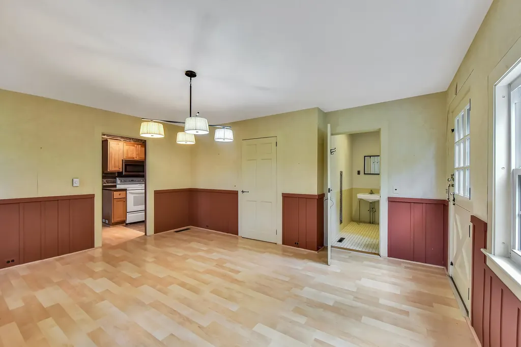 43 Winthrop Street Hallowell ME 04347
