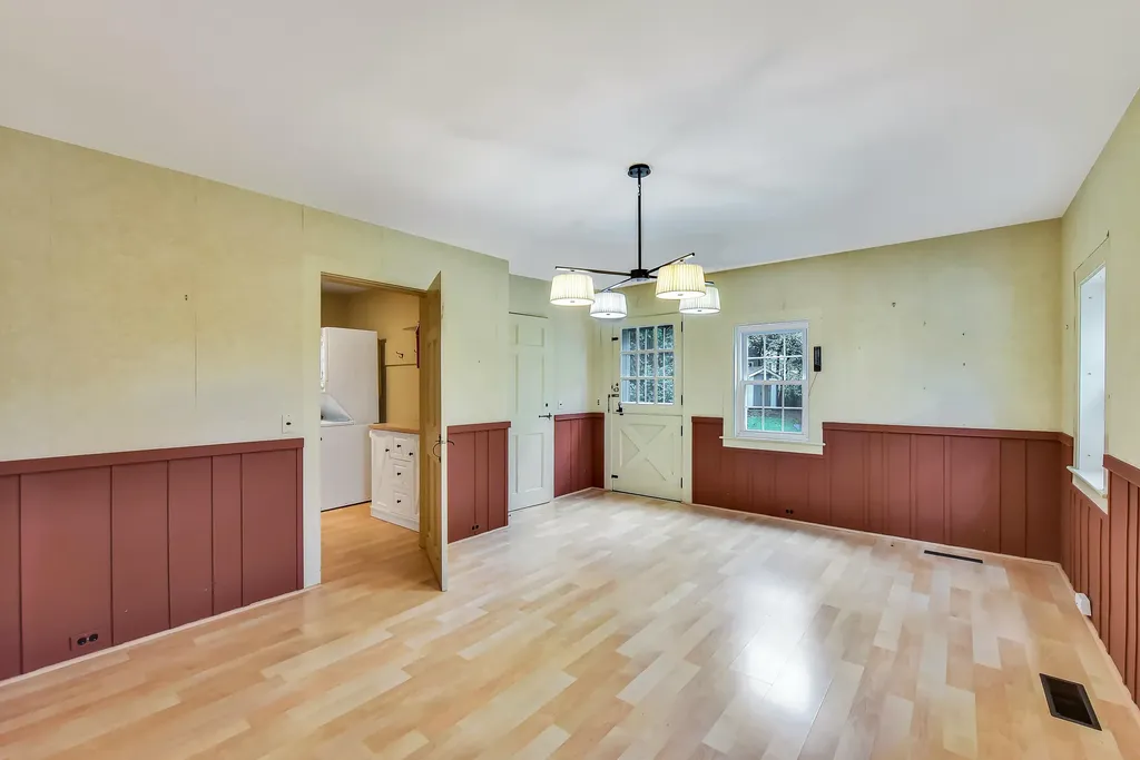 43 Winthrop Street Hallowell ME 04347
