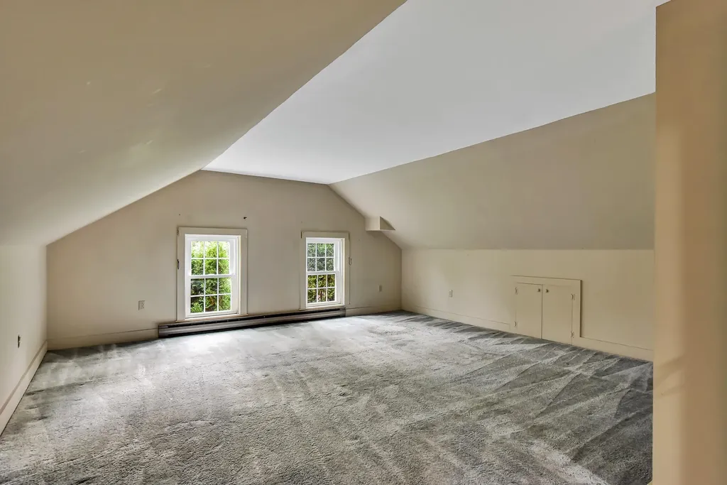 43 Winthrop Street Hallowell ME 04347