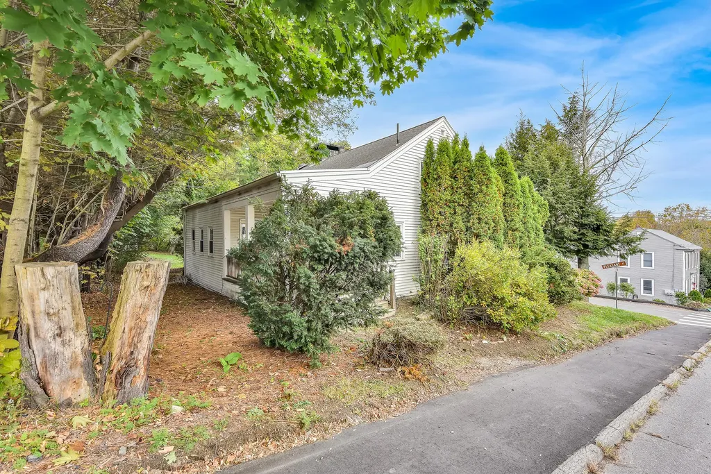 43 Winthrop Street Hallowell ME 04347