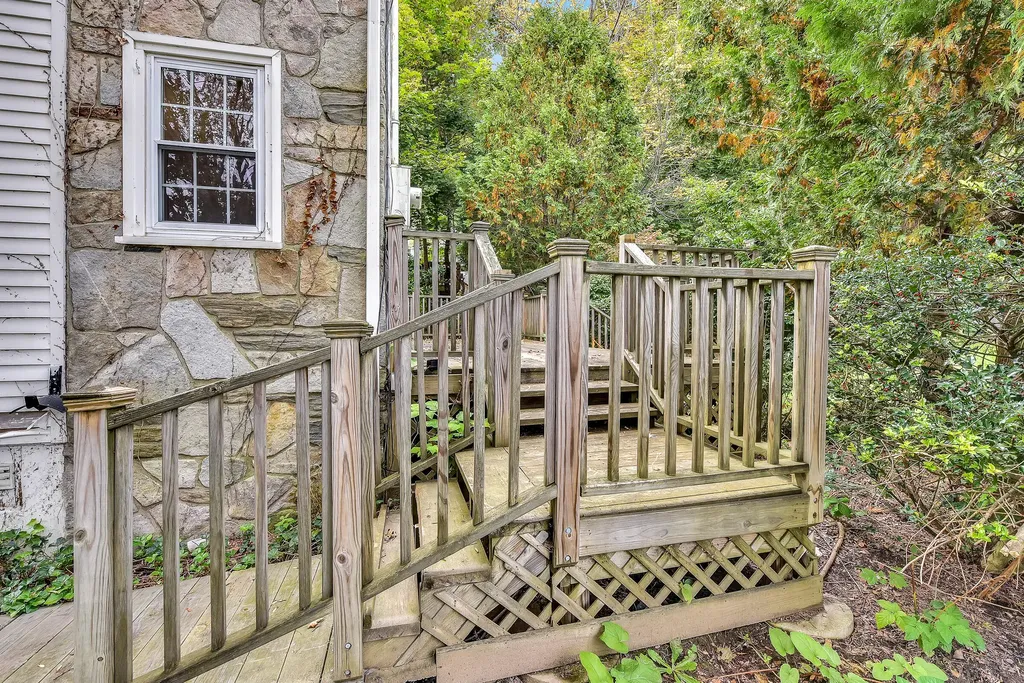 43 Winthrop Street Hallowell ME 04347