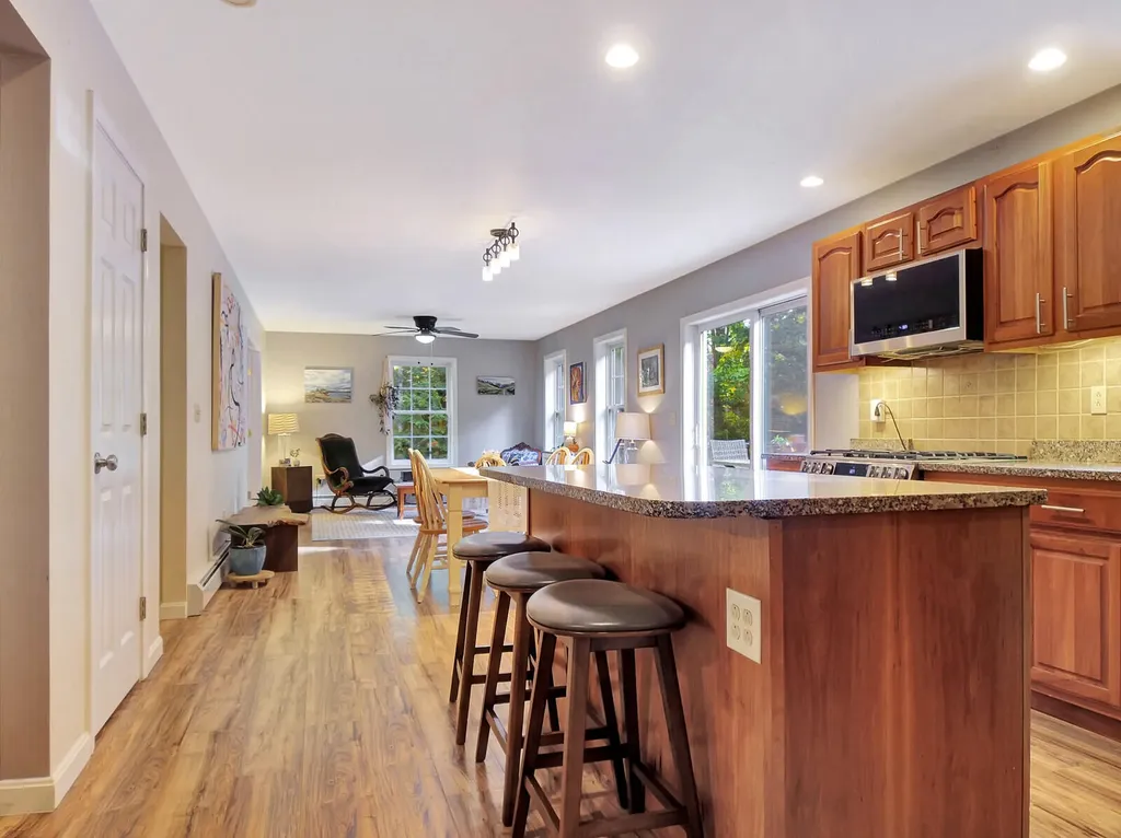 8 Wedgewood Drive Oakland ME 04963