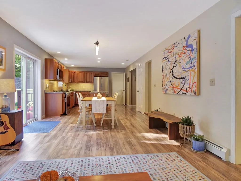 8 Wedgewood Drive Oakland ME 04963