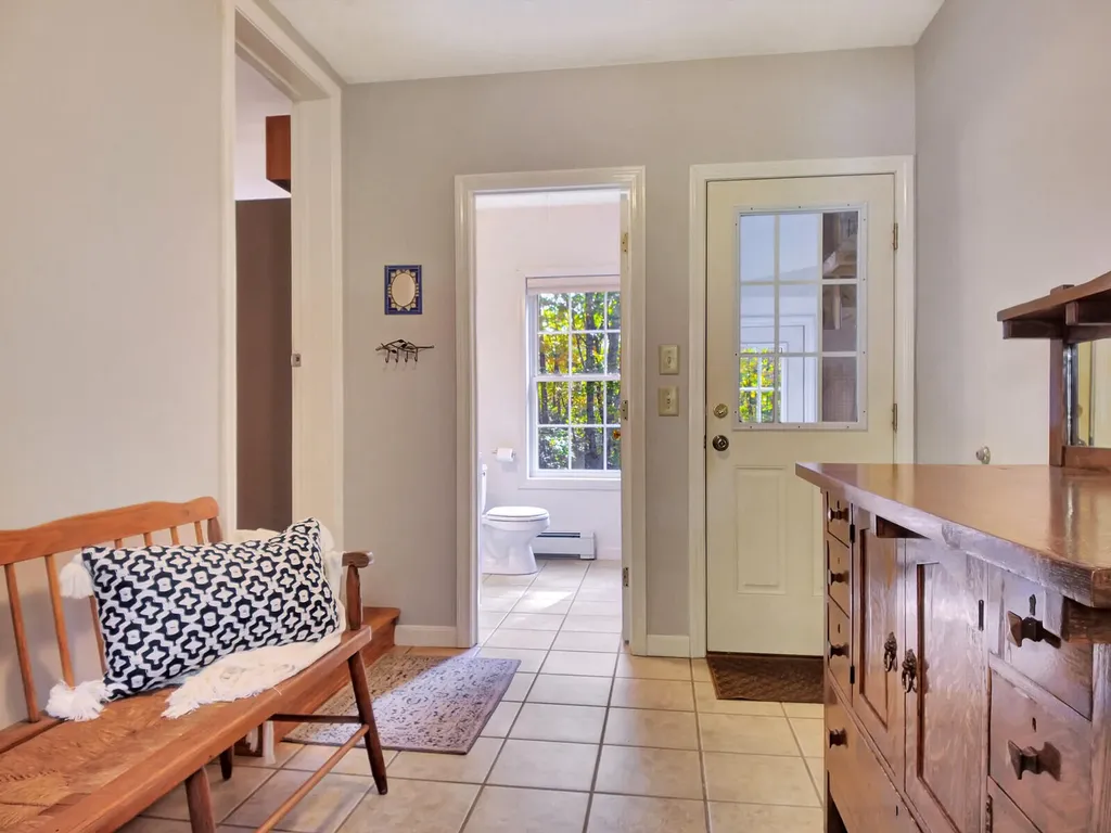 8 Wedgewood Drive Oakland ME 04963