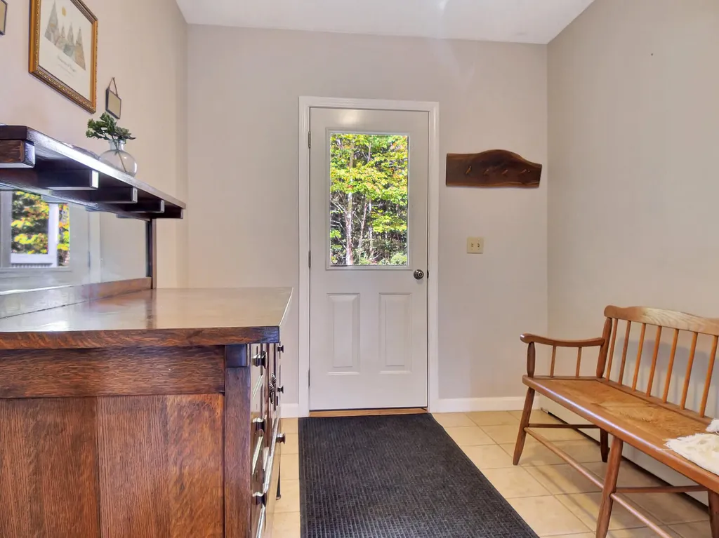 8 Wedgewood Drive Oakland ME 04963