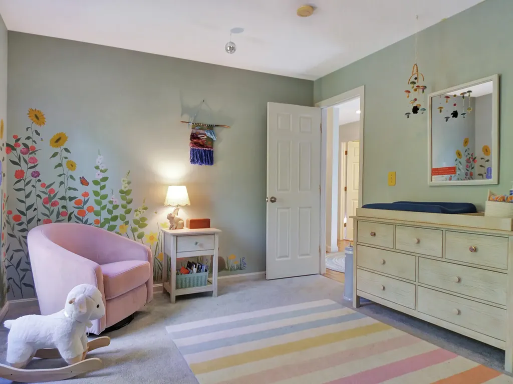 8 Wedgewood Drive Oakland ME 04963