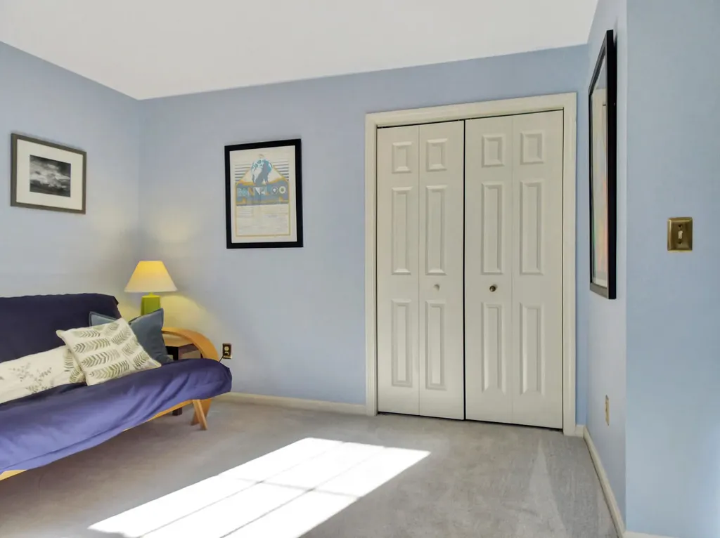 8 Wedgewood Drive Oakland ME 04963