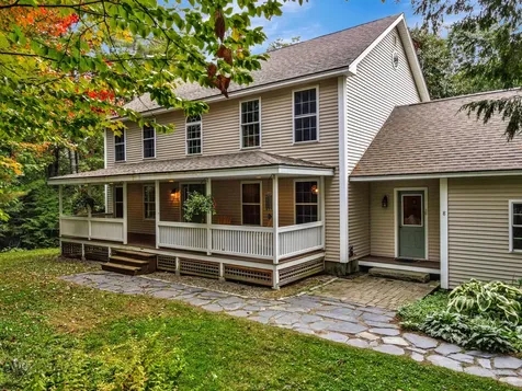 8 Wedgewood Drive Oakland ME 04963