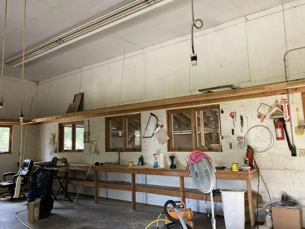 2379 Us Highway 1 Sullivan ME 04664