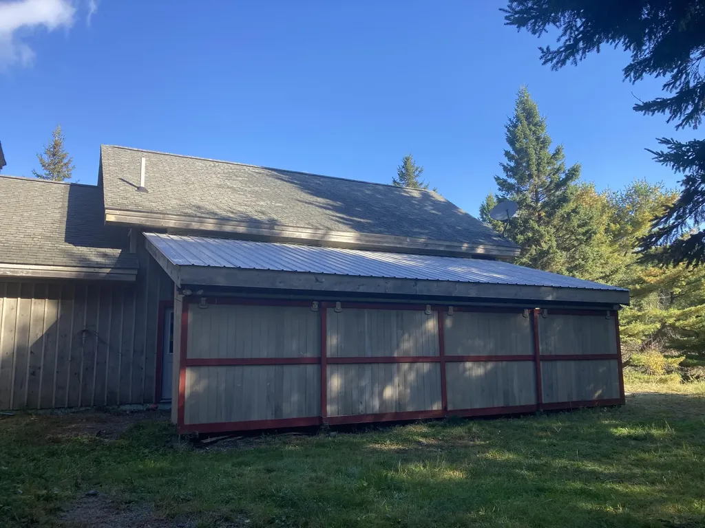 2379 Us Highway 1 Sullivan ME 04664