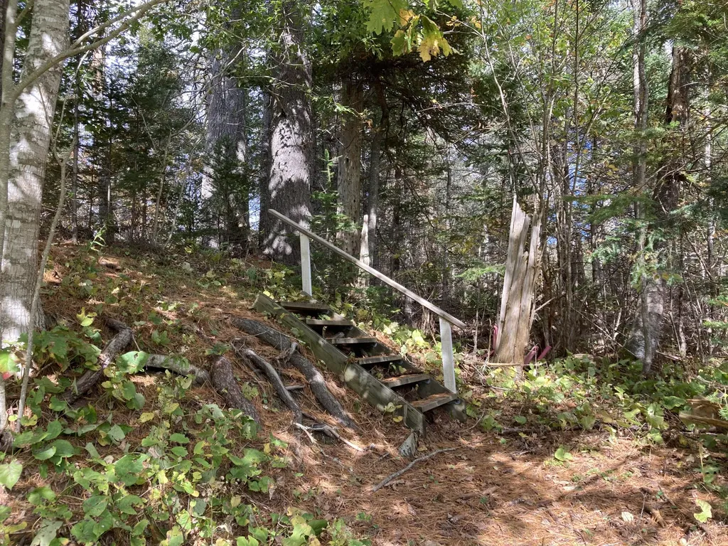 2379 Us Highway 1 Sullivan ME 04664
