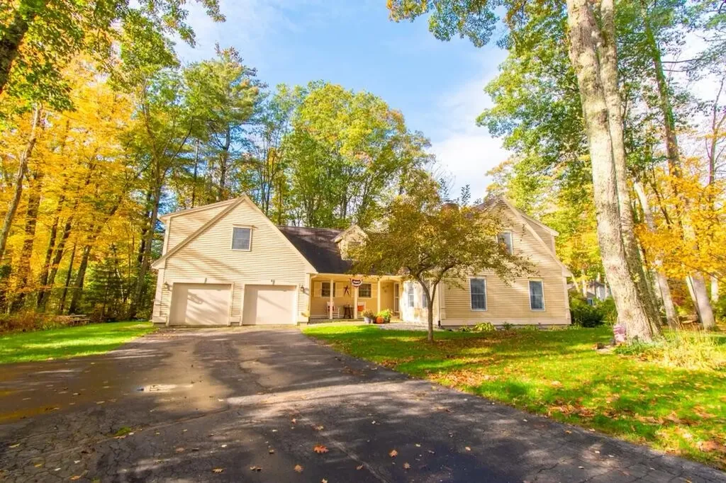 4 Winding Brook Lane Saco ME 04072