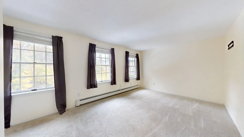 24 Wellington Court Auburn ME 04210