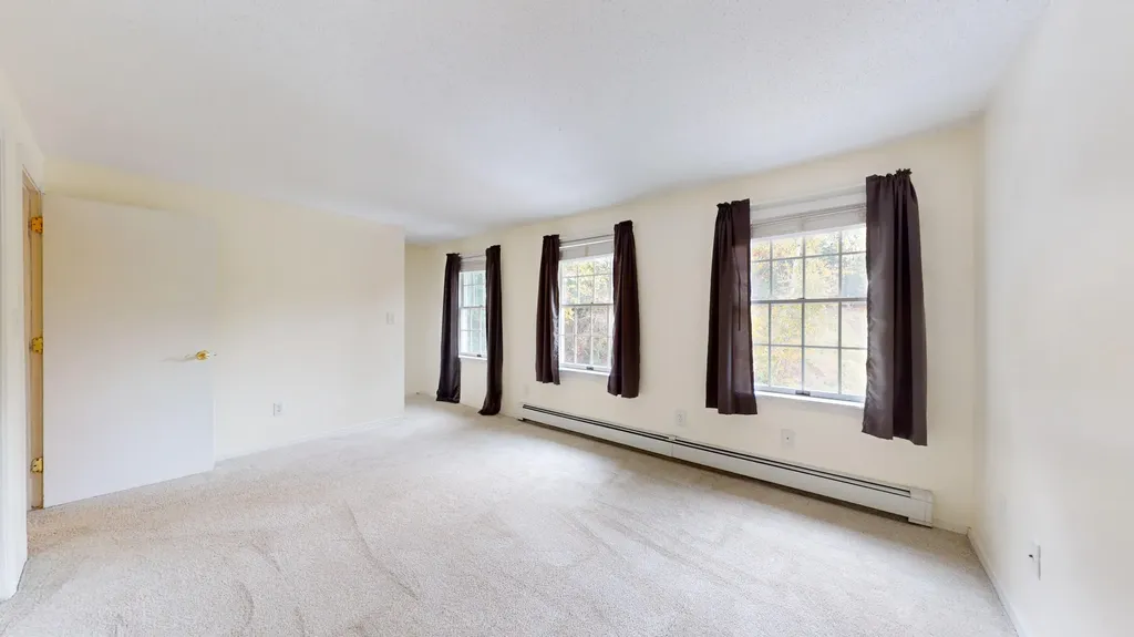 24 Wellington Court Auburn ME 04210