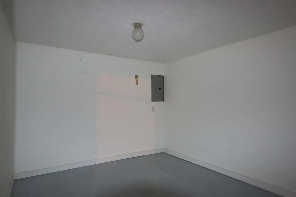 24 Wellington Court Auburn ME 04210