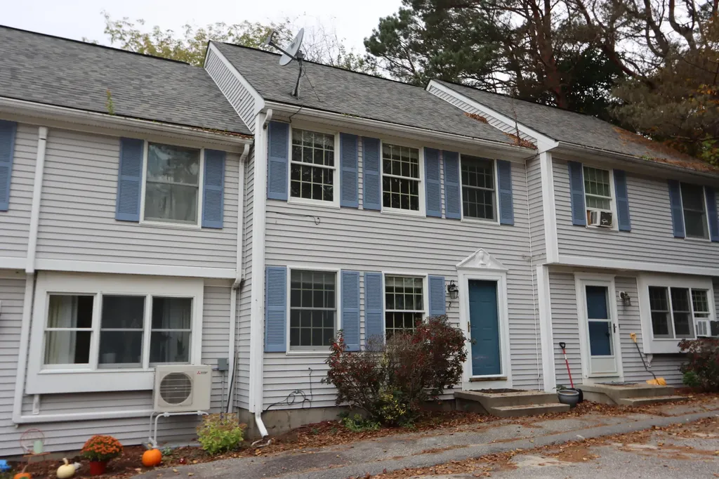 24 Wellington Court Auburn ME 04210