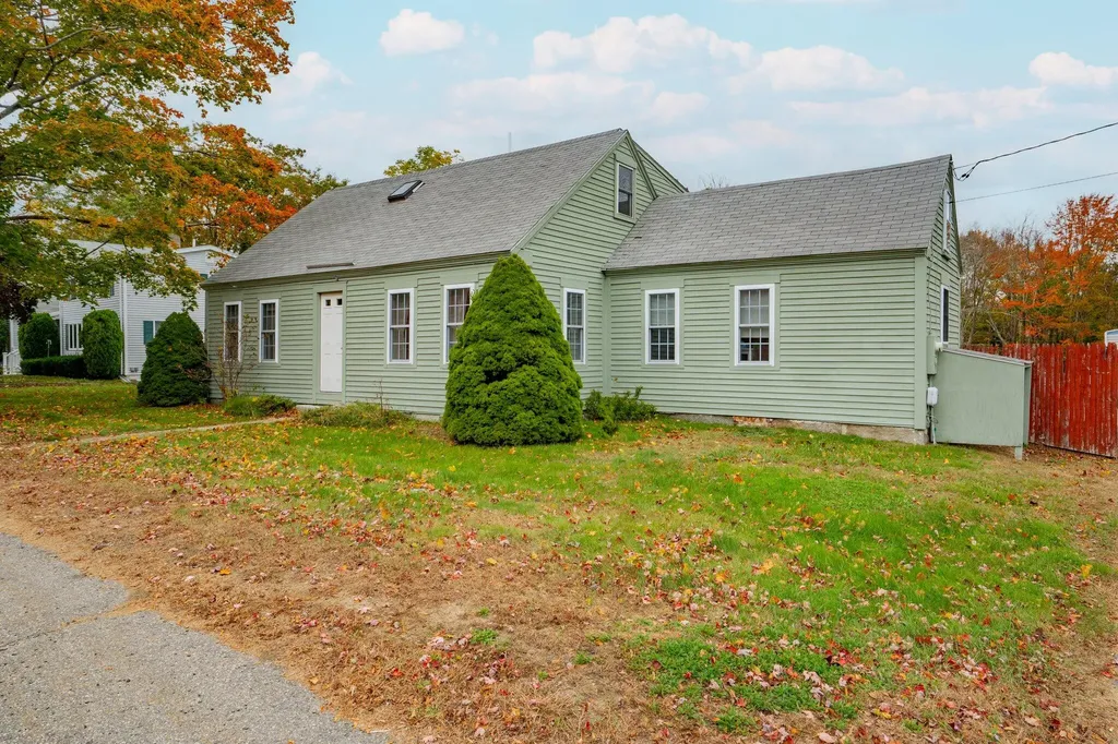 87 Sanford Road Wells ME 04090
