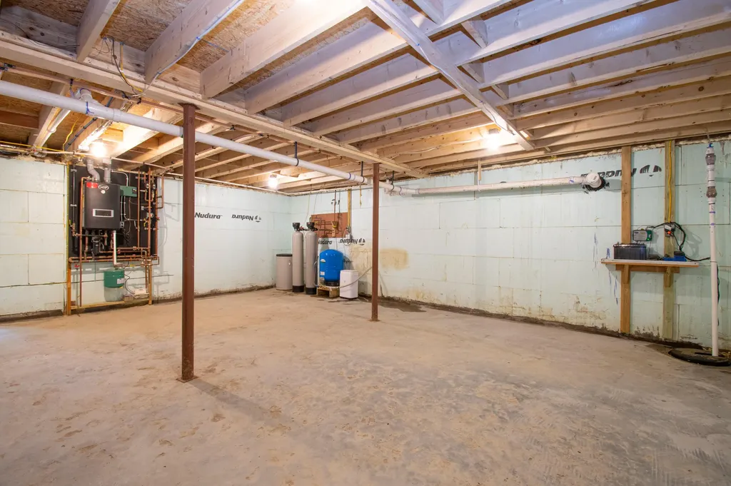 1304 Main Road Phippsburg ME 04562