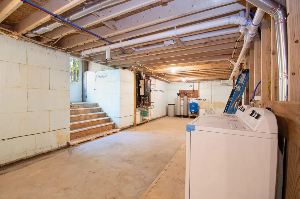 1304 Main Road Phippsburg ME 04562