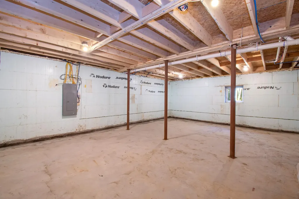 1304 Main Road Phippsburg ME 04562