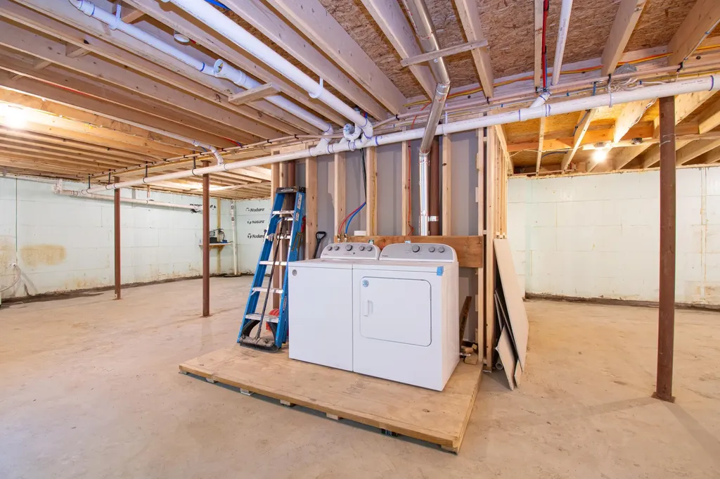 1304 Main Road Phippsburg ME 04562