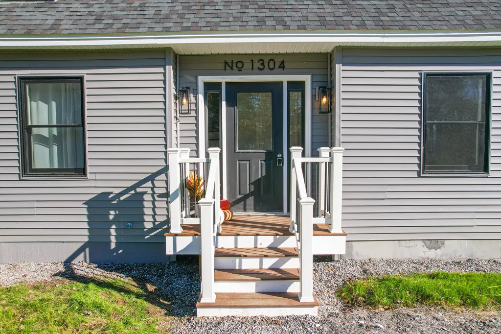 1304 Main Road Phippsburg ME 04562
