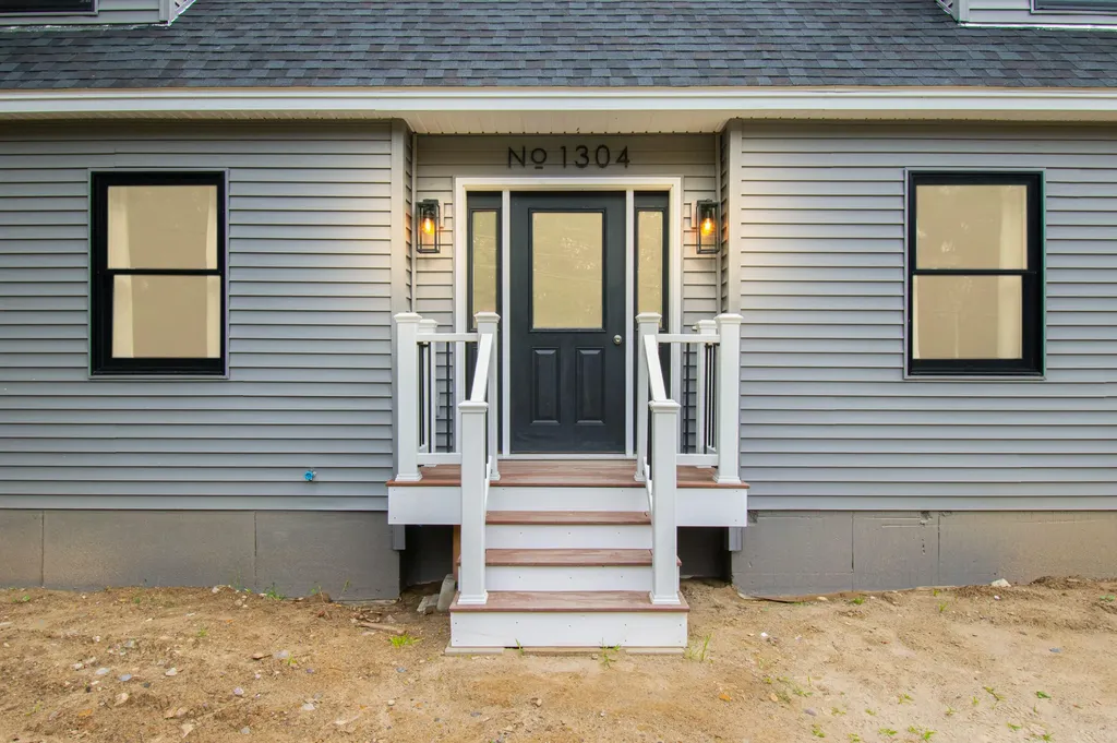1304 Main Road Phippsburg ME 04562