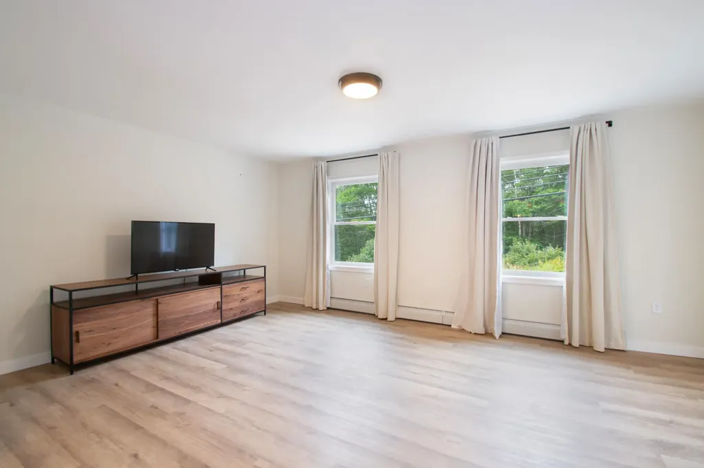 1304 Main Road Phippsburg ME 04562